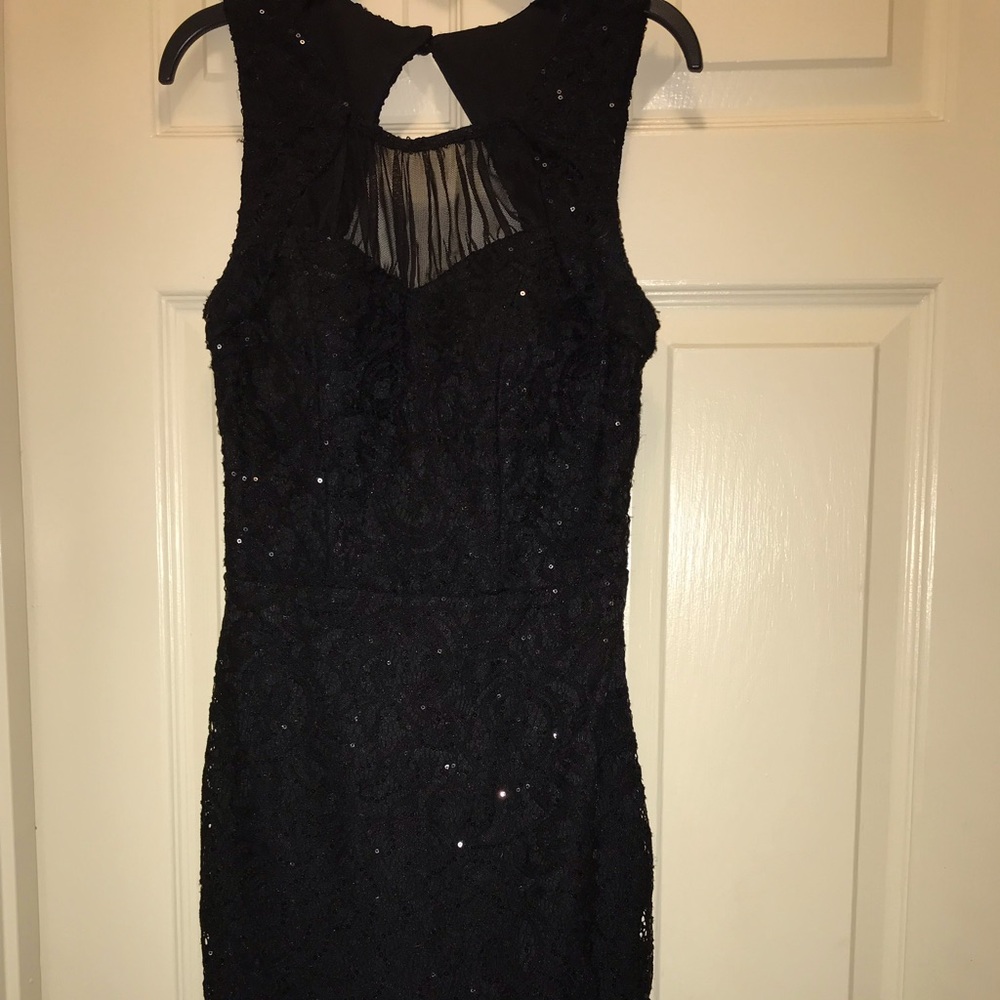 Fitted 🤩b1g1🤩Lacey/sparkle Dress